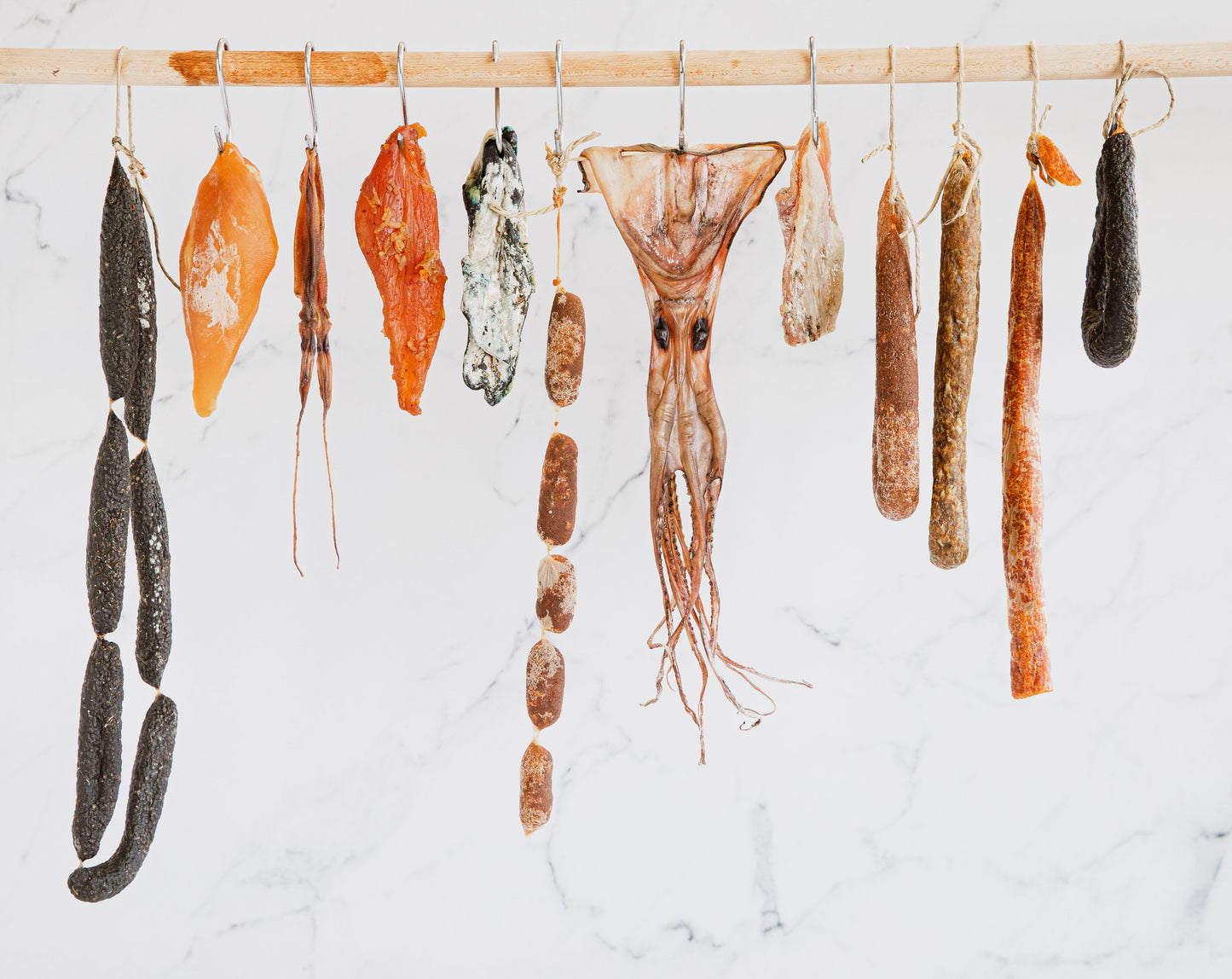 Cena en JANUS: Tapas y embutidos